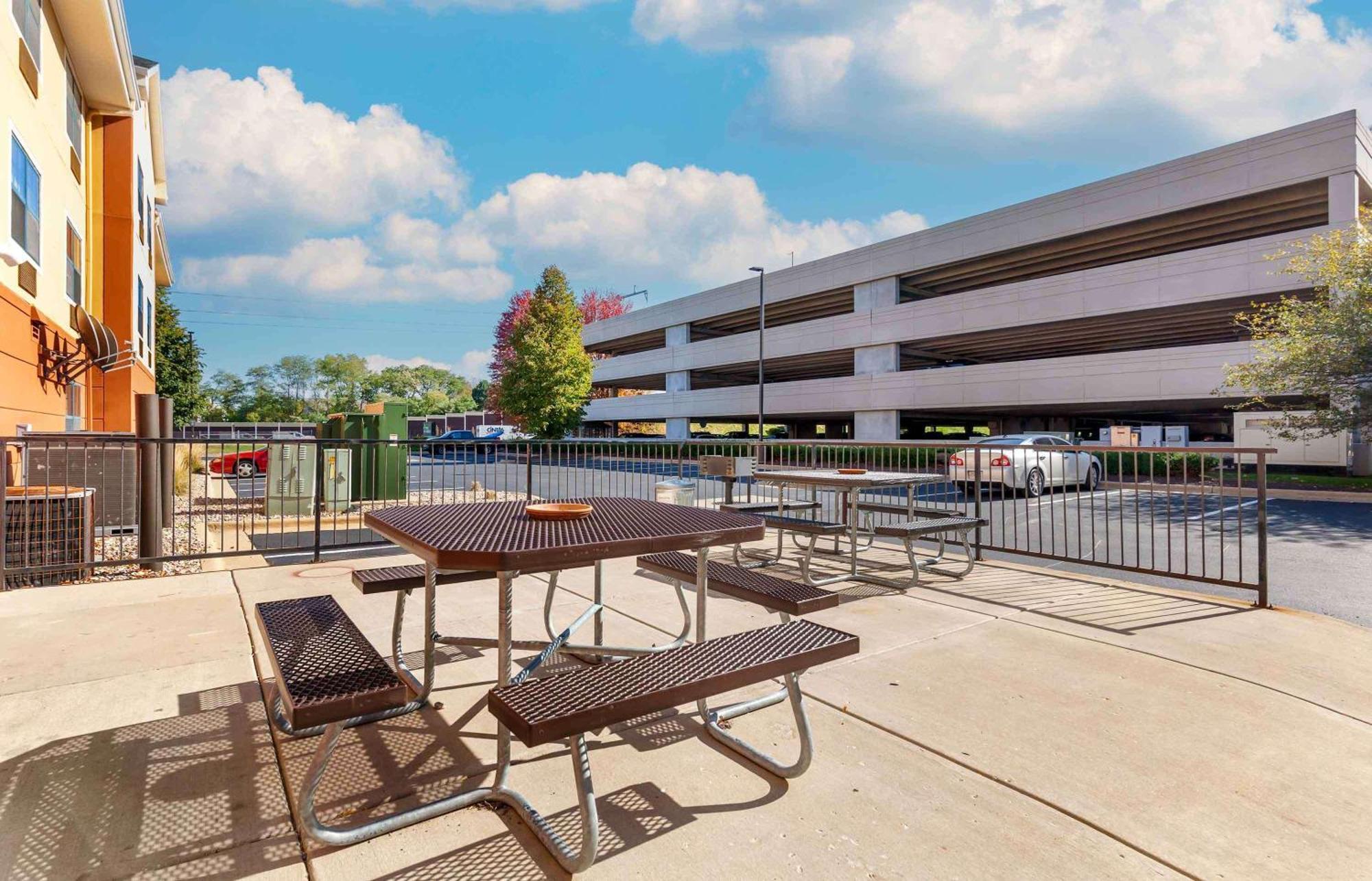 מידלטון Extended Stay America Suites - Madison - Junction Court מראה חיצוני תמונה